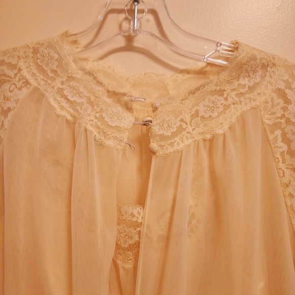 Vintage 60s 2pc Vanity Fair Peignoir Set Knee Length Nylon Chiffon Gown/Robe 32 - Picture 3 of 13